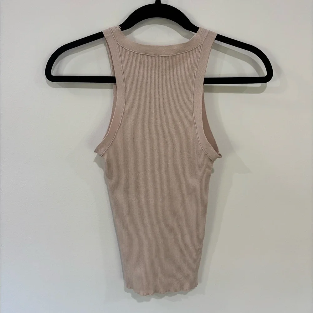 DISSH Ribbed Tank Top - Picture 2 of 4